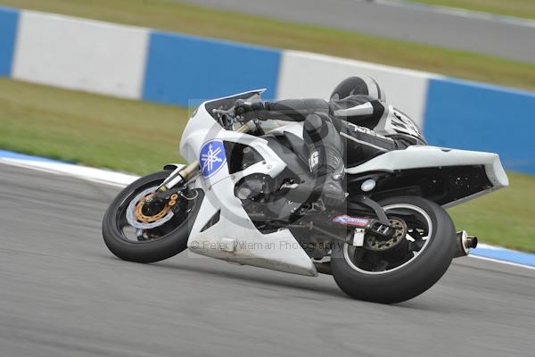 Motorcycle action photographs;Trackday digital images;donington;donington park leicestershire;donington photographs;event digital images;eventdigitalimages;no limits trackday;peter wileman photography;trackday;trackday photos