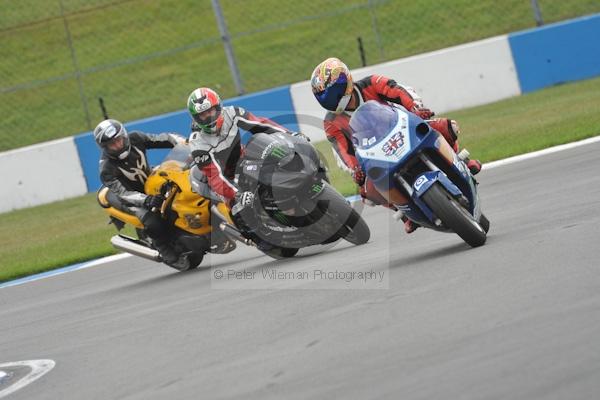 Motorcycle action photographs;Trackday digital images;donington;donington park leicestershire;donington photographs;event digital images;eventdigitalimages;no limits trackday;peter wileman photography;trackday;trackday photos