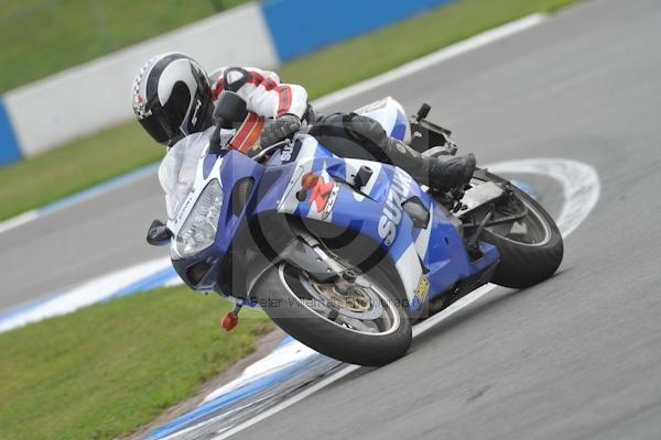 Motorcycle action photographs;Trackday digital images;donington;donington park leicestershire;donington photographs;event digital images;eventdigitalimages;no limits trackday;peter wileman photography;trackday;trackday photos