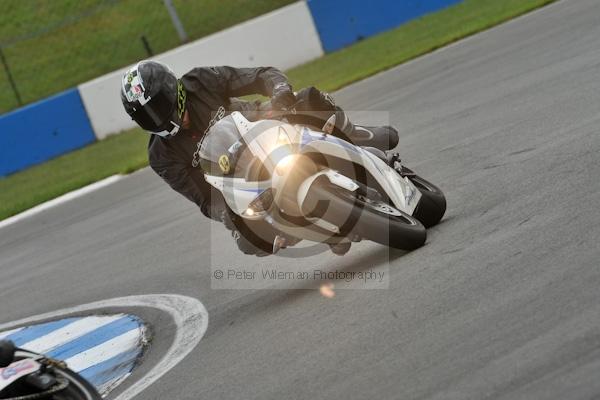 Motorcycle action photographs;Trackday digital images;donington;donington park leicestershire;donington photographs;event digital images;eventdigitalimages;no limits trackday;peter wileman photography;trackday;trackday photos