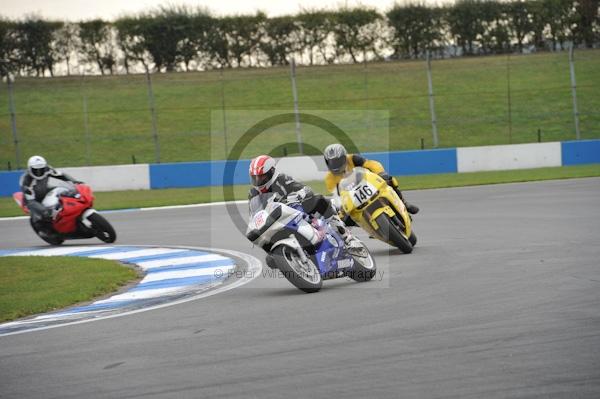 Motorcycle action photographs;Trackday digital images;donington;donington park leicestershire;donington photographs;event digital images;eventdigitalimages;no limits trackday;peter wileman photography;trackday;trackday photos