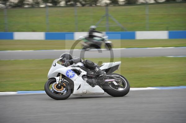 Motorcycle action photographs;Trackday digital images;donington;donington park leicestershire;donington photographs;event digital images;eventdigitalimages;no limits trackday;peter wileman photography;trackday;trackday photos