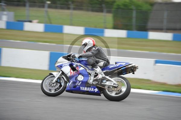 Motorcycle action photographs;Trackday digital images;donington;donington park leicestershire;donington photographs;event digital images;eventdigitalimages;no limits trackday;peter wileman photography;trackday;trackday photos