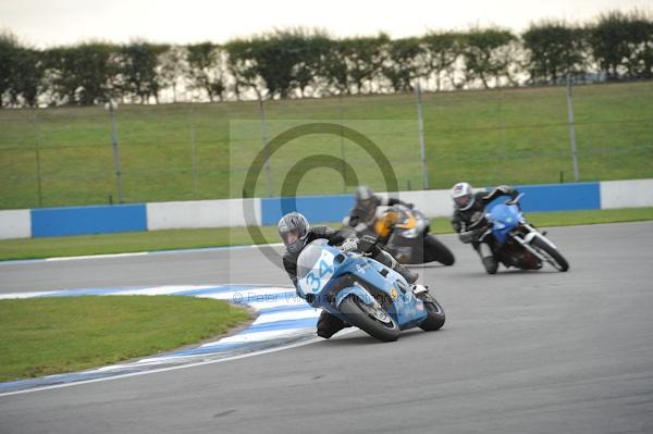 Motorcycle action photographs;Trackday digital images;donington;donington park leicestershire;donington photographs;event digital images;eventdigitalimages;no limits trackday;peter wileman photography;trackday;trackday photos