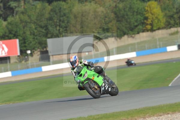 Motorcycle action photographs;Trackday digital images;donington;donington park leicestershire;donington photographs;event digital images;eventdigitalimages;no limits trackday;peter wileman photography;trackday;trackday photos