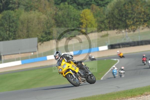 Motorcycle action photographs;Trackday digital images;donington;donington park leicestershire;donington photographs;event digital images;eventdigitalimages;no limits trackday;peter wileman photography;trackday;trackday photos