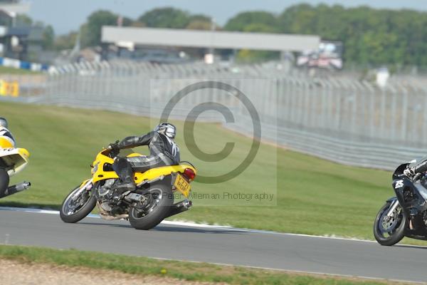 Motorcycle action photographs;Trackday digital images;donington;donington park leicestershire;donington photographs;event digital images;eventdigitalimages;no limits trackday;peter wileman photography;trackday;trackday photos