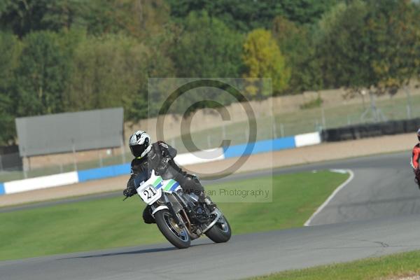 Motorcycle action photographs;Trackday digital images;donington;donington park leicestershire;donington photographs;event digital images;eventdigitalimages;no limits trackday;peter wileman photography;trackday;trackday photos