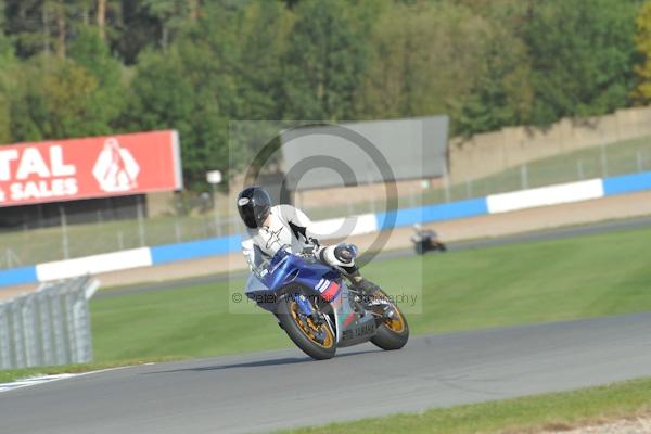 Motorcycle action photographs;Trackday digital images;donington;donington park leicestershire;donington photographs;event digital images;eventdigitalimages;no limits trackday;peter wileman photography;trackday;trackday photos