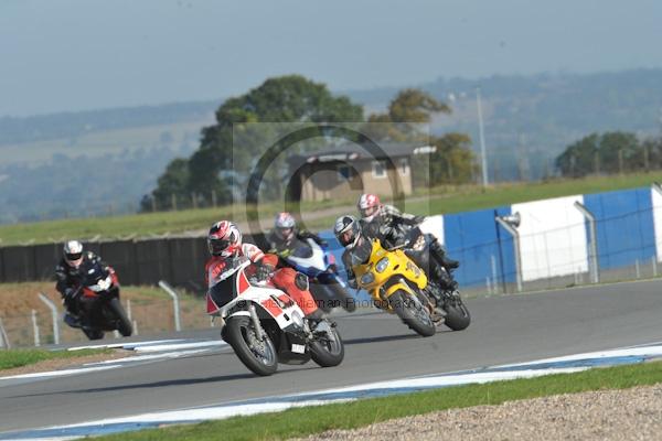 Motorcycle action photographs;Trackday digital images;donington;donington park leicestershire;donington photographs;event digital images;eventdigitalimages;no limits trackday;peter wileman photography;trackday;trackday photos