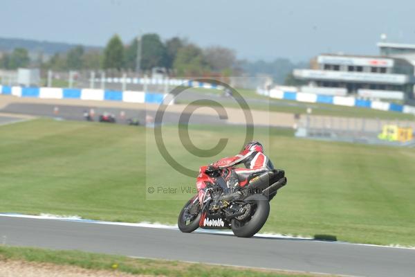 Motorcycle action photographs;Trackday digital images;donington;donington park leicestershire;donington photographs;event digital images;eventdigitalimages;no limits trackday;peter wileman photography;trackday;trackday photos