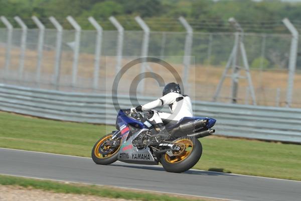 Motorcycle action photographs;Trackday digital images;donington;donington park leicestershire;donington photographs;event digital images;eventdigitalimages;no limits trackday;peter wileman photography;trackday;trackday photos