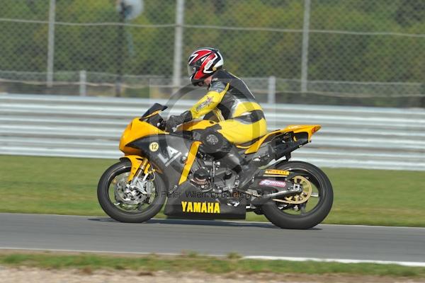 Motorcycle action photographs;Trackday digital images;donington;donington park leicestershire;donington photographs;event digital images;eventdigitalimages;no limits trackday;peter wileman photography;trackday;trackday photos