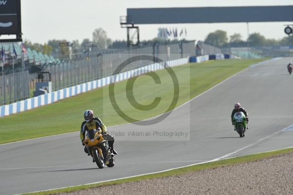 Motorcycle action photographs;Trackday digital images;donington;donington park leicestershire;donington photographs;event digital images;eventdigitalimages;no limits trackday;peter wileman photography;trackday;trackday photos