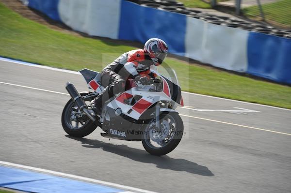 Motorcycle action photographs;Trackday digital images;donington;donington park leicestershire;donington photographs;event digital images;eventdigitalimages;no limits trackday;peter wileman photography;trackday;trackday photos