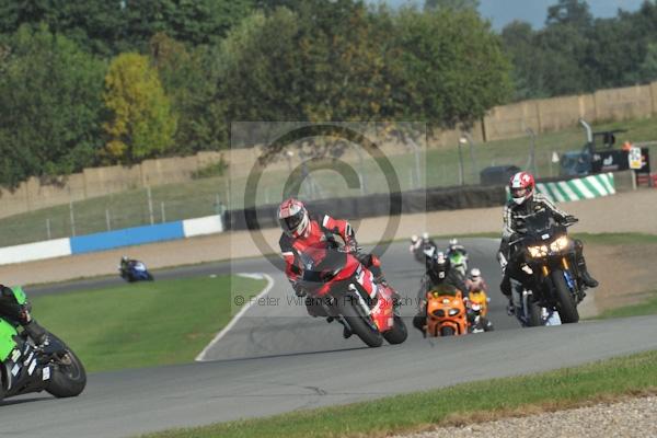 Motorcycle action photographs;Trackday digital images;donington;donington park leicestershire;donington photographs;event digital images;eventdigitalimages;no limits trackday;peter wileman photography;trackday;trackday photos