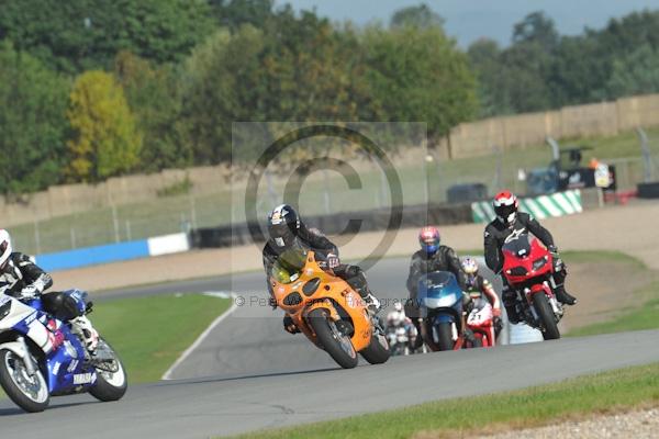 Motorcycle action photographs;Trackday digital images;donington;donington park leicestershire;donington photographs;event digital images;eventdigitalimages;no limits trackday;peter wileman photography;trackday;trackday photos