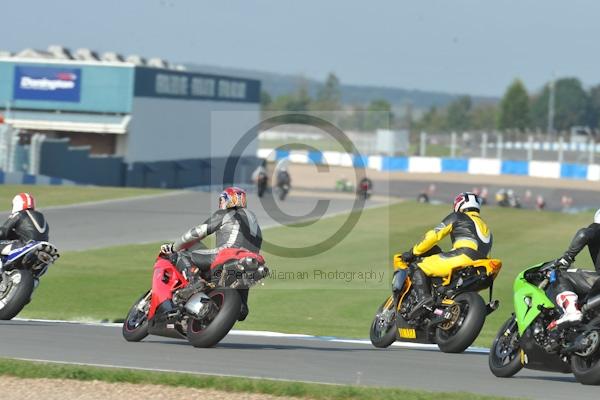 Motorcycle action photographs;Trackday digital images;donington;donington park leicestershire;donington photographs;event digital images;eventdigitalimages;no limits trackday;peter wileman photography;trackday;trackday photos