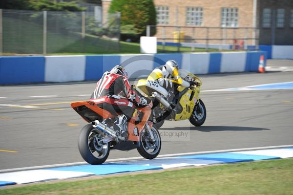 Motorcycle action photographs;Trackday digital images;donington;donington park leicestershire;donington photographs;event digital images;eventdigitalimages;no limits trackday;peter wileman photography;trackday;trackday photos