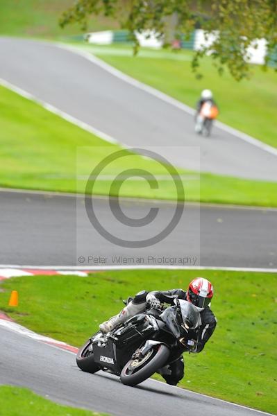 Motorcycle action photographs;Trackday digital images;cadwell;cadwell park photographs;event digital images;eventdigitalimages;motor racing louth lincolnshire;no limits trackday;peter wileman photography;trackday;trackday photos