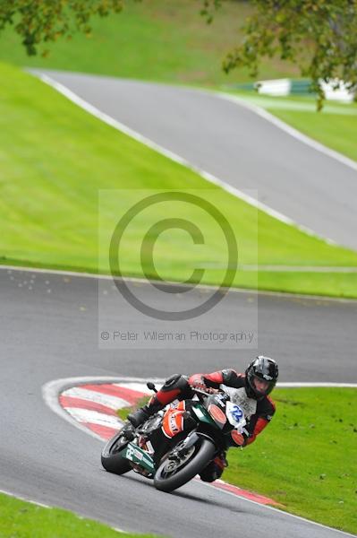 Motorcycle action photographs;Trackday digital images;cadwell;cadwell park photographs;event digital images;eventdigitalimages;motor racing louth lincolnshire;no limits trackday;peter wileman photography;trackday;trackday photos