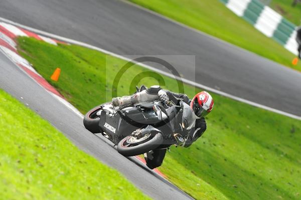 Motorcycle action photographs;Trackday digital images;cadwell;cadwell park photographs;event digital images;eventdigitalimages;motor racing louth lincolnshire;no limits trackday;peter wileman photography;trackday;trackday photos