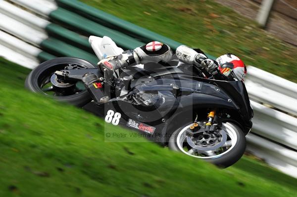 Motorcycle action photographs;Trackday digital images;cadwell;cadwell park photographs;event digital images;eventdigitalimages;motor racing louth lincolnshire;no limits trackday;peter wileman photography;trackday;trackday photos