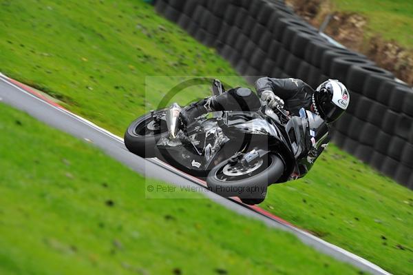 Motorcycle action photographs;Trackday digital images;cadwell;cadwell park photographs;event digital images;eventdigitalimages;motor racing louth lincolnshire;no limits trackday;peter wileman photography;trackday;trackday photos