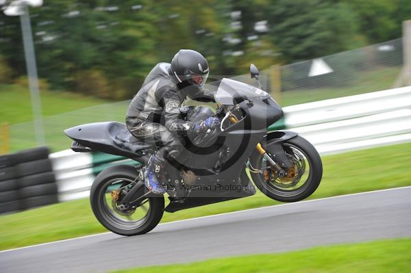 Motorcycle action photographs;Trackday digital images;cadwell;cadwell park photographs;event digital images;eventdigitalimages;motor racing louth lincolnshire;no limits trackday;peter wileman photography;trackday;trackday photos