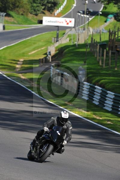 Motorcycle action photographs;Trackday digital images;cadwell;cadwell park photographs;event digital images;eventdigitalimages;motor racing louth lincolnshire;no limits trackday;peter wileman photography;trackday;trackday photos