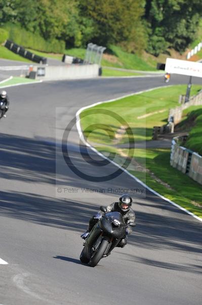 Motorcycle action photographs;Trackday digital images;cadwell;cadwell park photographs;event digital images;eventdigitalimages;motor racing louth lincolnshire;no limits trackday;peter wileman photography;trackday;trackday photos