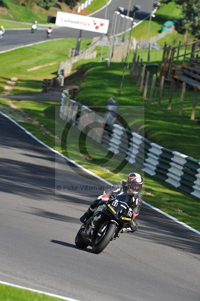 Motorcycle action photographs;Trackday digital images;cadwell;cadwell park photographs;event digital images;eventdigitalimages;motor racing louth lincolnshire;no limits trackday;peter wileman photography;trackday;trackday photos