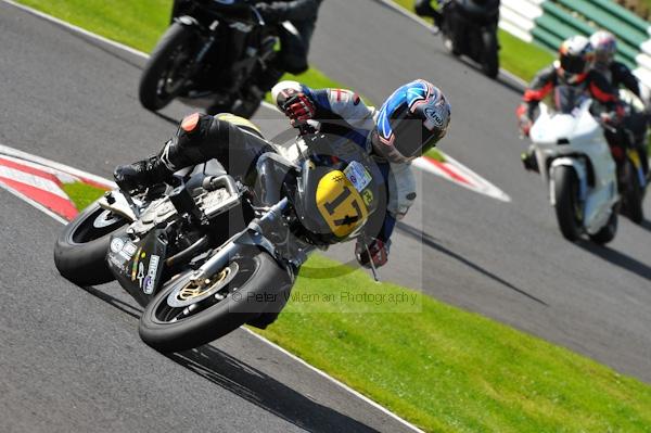 Motorcycle action photographs;Trackday digital images;cadwell;cadwell park photographs;event digital images;eventdigitalimages;motor racing louth lincolnshire;no limits trackday;peter wileman photography;trackday;trackday photos