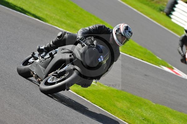 Motorcycle action photographs;Trackday digital images;cadwell;cadwell park photographs;event digital images;eventdigitalimages;motor racing louth lincolnshire;no limits trackday;peter wileman photography;trackday;trackday photos