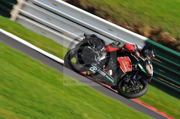 Motorcycle action photographs;Trackday digital images;cadwell;cadwell park photographs;event digital images;eventdigitalimages;motor racing louth lincolnshire;no limits trackday;peter wileman photography;trackday;trackday photos