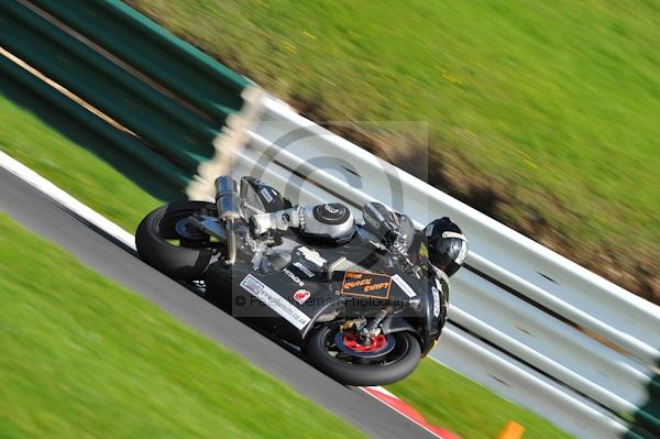 Motorcycle action photographs;Trackday digital images;cadwell;cadwell park photographs;event digital images;eventdigitalimages;motor racing louth lincolnshire;no limits trackday;peter wileman photography;trackday;trackday photos