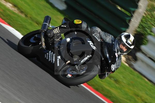 Motorcycle action photographs;Trackday digital images;cadwell;cadwell park photographs;event digital images;eventdigitalimages;motor racing louth lincolnshire;no limits trackday;peter wileman photography;trackday;trackday photos