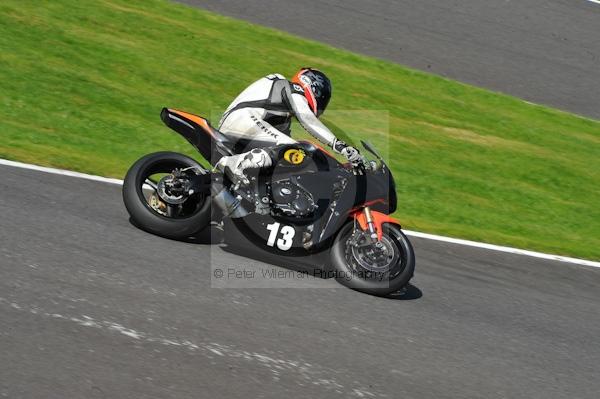 Motorcycle action photographs;Trackday digital images;cadwell;cadwell park photographs;event digital images;eventdigitalimages;motor racing louth lincolnshire;no limits trackday;peter wileman photography;trackday;trackday photos