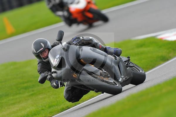 Motorcycle action photographs;Trackday digital images;cadwell;cadwell park photographs;event digital images;eventdigitalimages;motor racing louth lincolnshire;no limits trackday;peter wileman photography;trackday;trackday photos