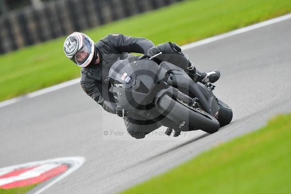 Motorcycle action photographs;Trackday digital images;cadwell;cadwell park photographs;event digital images;eventdigitalimages;motor racing louth lincolnshire;no limits trackday;peter wileman photography;trackday;trackday photos