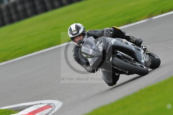 Motorcycle action photographs;Trackday digital images;cadwell;cadwell park photographs;event digital images;eventdigitalimages;motor racing louth lincolnshire;no limits trackday;peter wileman photography;trackday;trackday photos