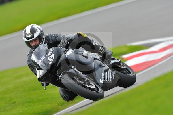 Motorcycle action photographs;Trackday digital images;cadwell;cadwell park photographs;event digital images;eventdigitalimages;motor racing louth lincolnshire;no limits trackday;peter wileman photography;trackday;trackday photos