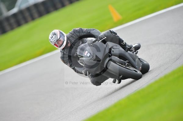 Motorcycle action photographs;Trackday digital images;cadwell;cadwell park photographs;event digital images;eventdigitalimages;motor racing louth lincolnshire;no limits trackday;peter wileman photography;trackday;trackday photos