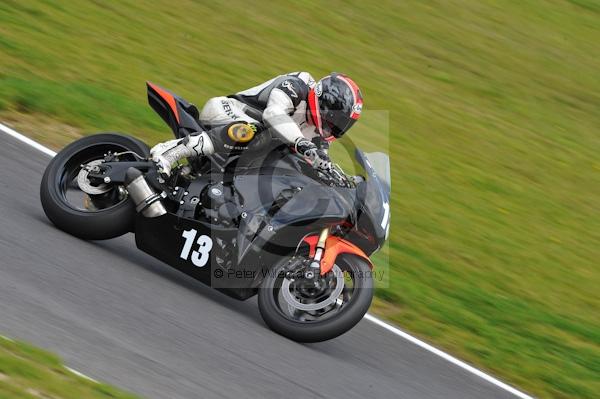 Motorcycle action photographs;Trackday digital images;cadwell;cadwell park photographs;event digital images;eventdigitalimages;motor racing louth lincolnshire;no limits trackday;peter wileman photography;trackday;trackday photos