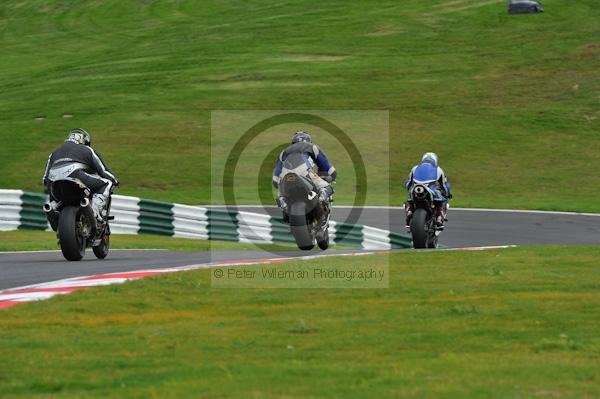 Motorcycle action photographs;Trackday digital images;cadwell;cadwell park photographs;event digital images;eventdigitalimages;motor racing louth lincolnshire;no limits trackday;peter wileman photography;trackday;trackday photos