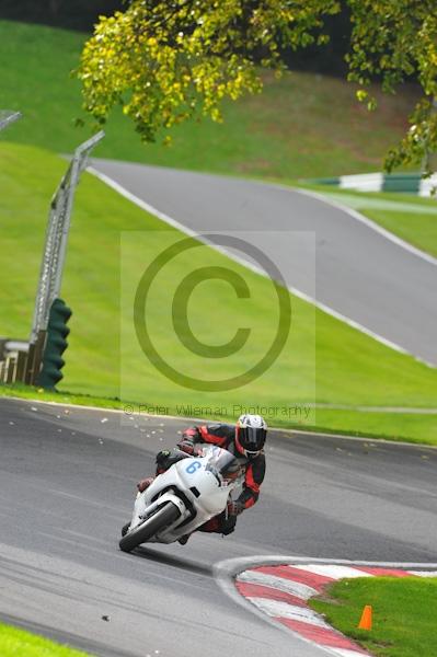 Motorcycle action photographs;Trackday digital images;cadwell;cadwell park photographs;event digital images;eventdigitalimages;motor racing louth lincolnshire;no limits trackday;peter wileman photography;trackday;trackday photos