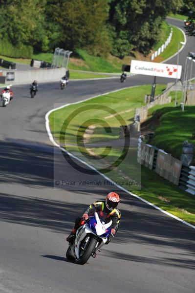 Motorcycle action photographs;Trackday digital images;cadwell;cadwell park photographs;event digital images;eventdigitalimages;motor racing louth lincolnshire;no limits trackday;peter wileman photography;trackday;trackday photos