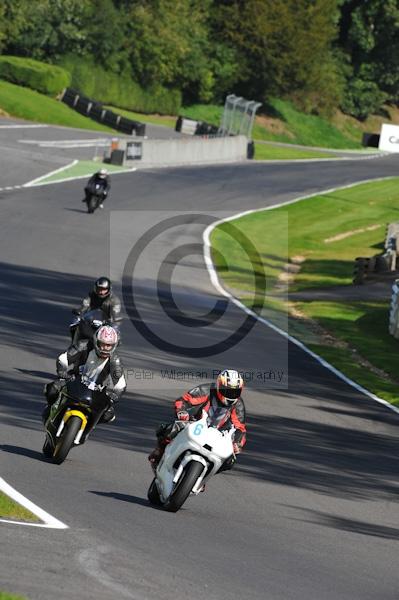 Motorcycle action photographs;Trackday digital images;cadwell;cadwell park photographs;event digital images;eventdigitalimages;motor racing louth lincolnshire;no limits trackday;peter wileman photography;trackday;trackday photos