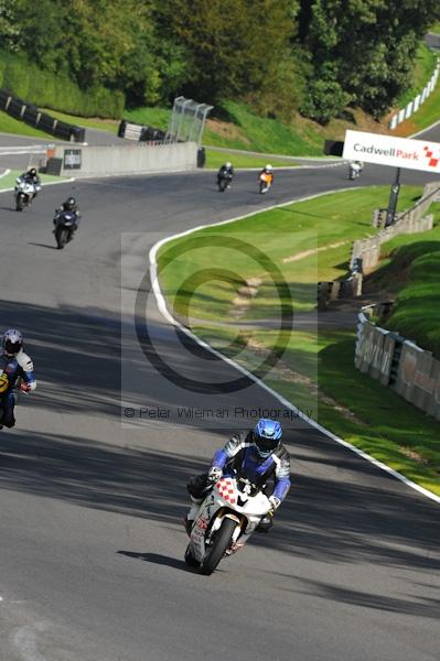 Motorcycle action photographs;Trackday digital images;cadwell;cadwell park photographs;event digital images;eventdigitalimages;motor racing louth lincolnshire;no limits trackday;peter wileman photography;trackday;trackday photos