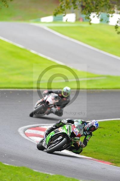 Motorcycle action photographs;Trackday digital images;cadwell;cadwell park photographs;event digital images;eventdigitalimages;motor racing louth lincolnshire;no limits trackday;peter wileman photography;trackday;trackday photos